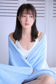 伊伊人成亚洲综合人网香